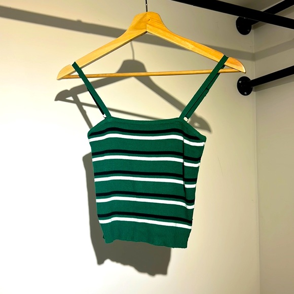 3/$25 Offer - Spaghetti Strap Cropped top - Picture 1 of 3